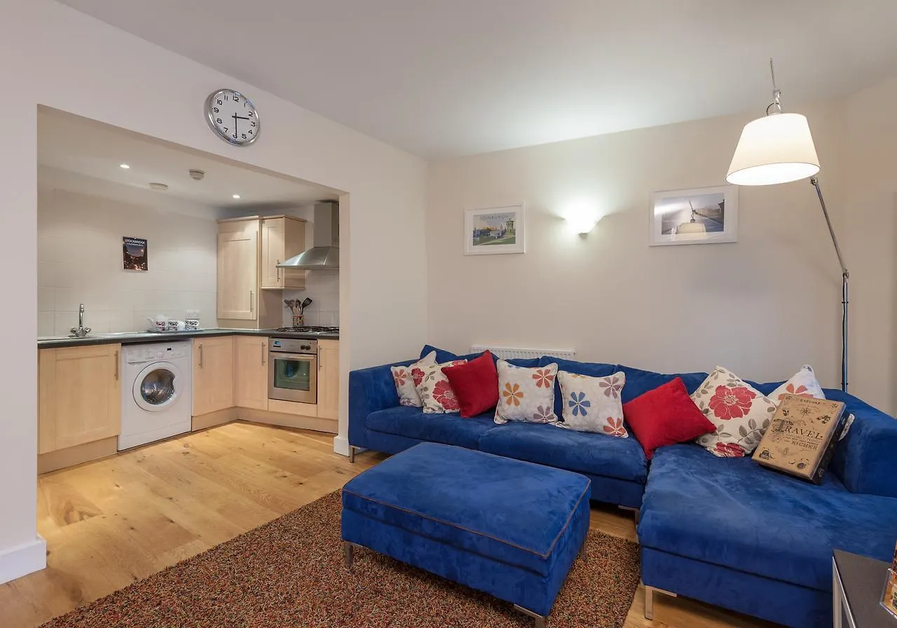 The Patriothall Residence Edinburgh Apartment